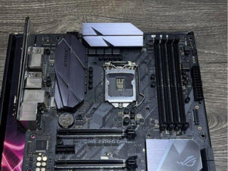 zakladna-doska-z370g-strix