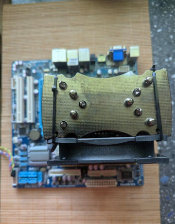 amd-phenom-ii-x6-1075t-big-0