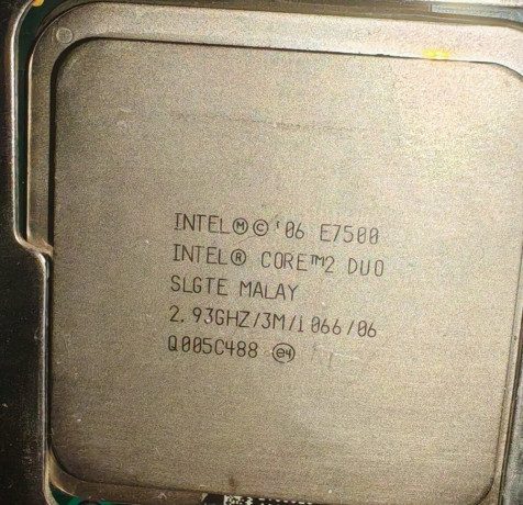 doska-foxconn-lga775-intel-e7500-dd2-2gb-1gbx2-big-1