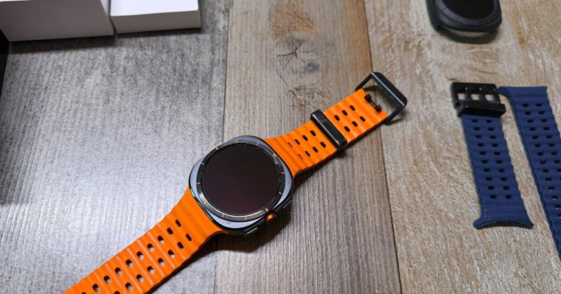 vymenim-samsung-watch-ultra-obal-nahradny-remienok-big-4