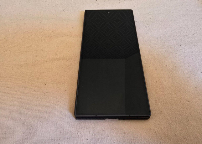samsung-galaxy-z-fold-7-1tb-big-2
