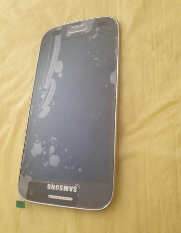 display-s4mini-big-2