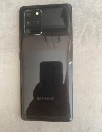 samsung-galaxy-s10-lite-big-1