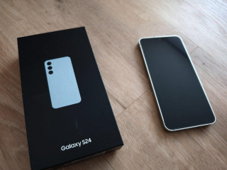 samsung-galaxy-s24-strieborny-256gb