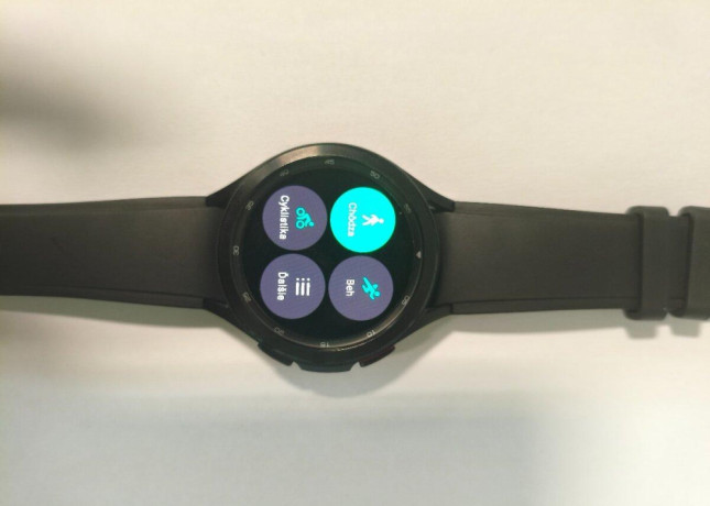 galaxy-watch-4-classic-big-2