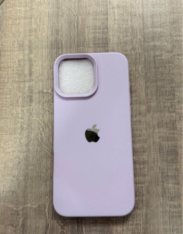 kryty-iphone-16-pro-max-big-4