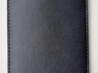 nove-kozene-puzdro-na-smartfon-cierna-farba-172-x-93-cm