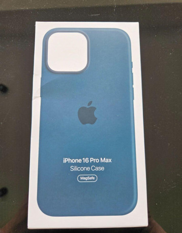 silikonovy-obal-na-iphone-16-pro-max-big-2