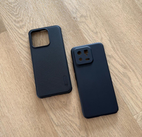 xiaomi-13-nilkin-big-0