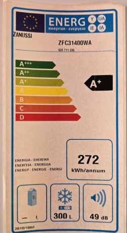 predam-truhlicovu-mraznicku-zanussi-zfc31400wa-300-l-a-big-1