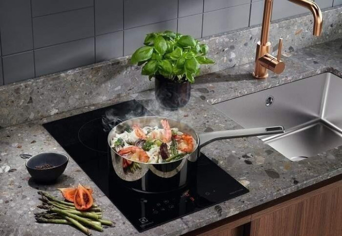 predam-varnu-dosku-electrolux-lit30230c-big-0