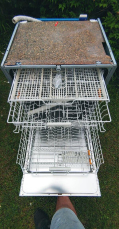 predam-umyvacku-riadu-biele-60-cm-big-0