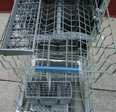 umyvacka-riadu-bosch-sirka-45-cm-vstavana-big-2