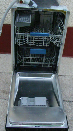 umyvacka-riadu-bosch-sirka-45-cm-vstavana-big-1