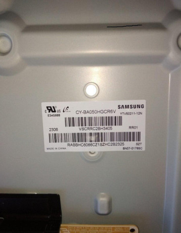 rozpredam-tv-samsung-ue50cu7172-big-2