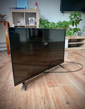 predam-32-led-tv-thomson-big-0
