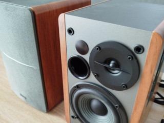reproduktory-edifier-r1280t