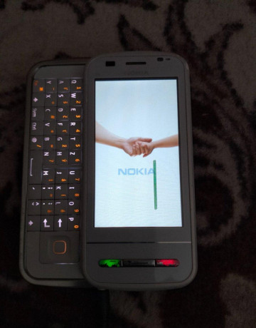 predam-retro-mobil-nokia-big-0