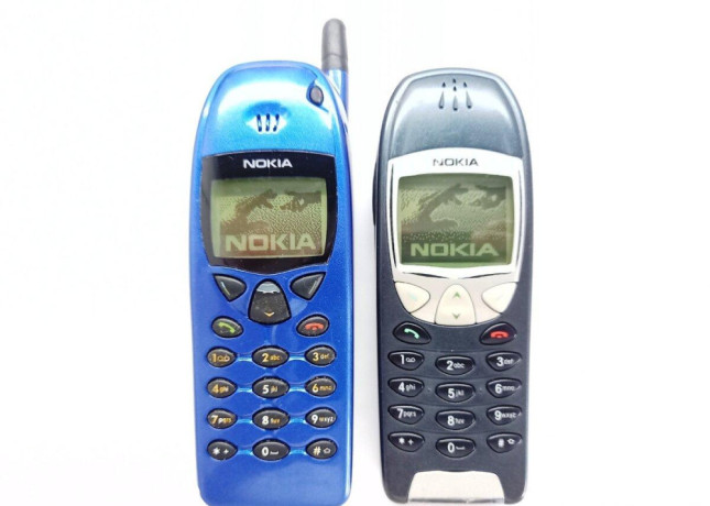 nokia-6110-nse3-1999-aj-nokia-6210-npe3-big-1