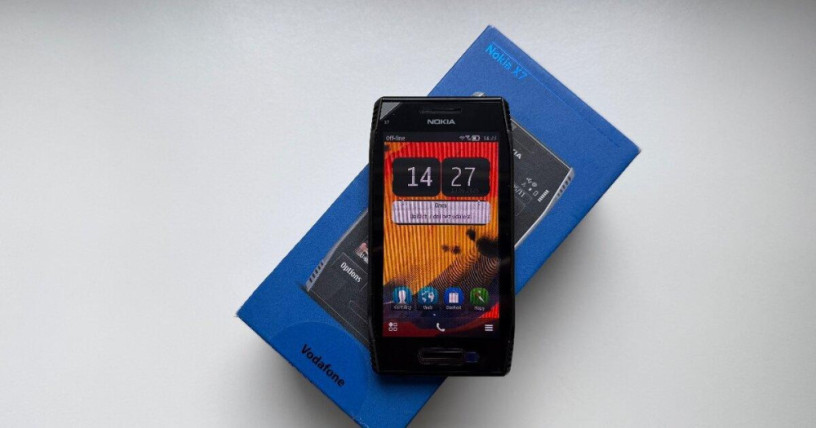 nokia-x7-00-slovencina-big-1