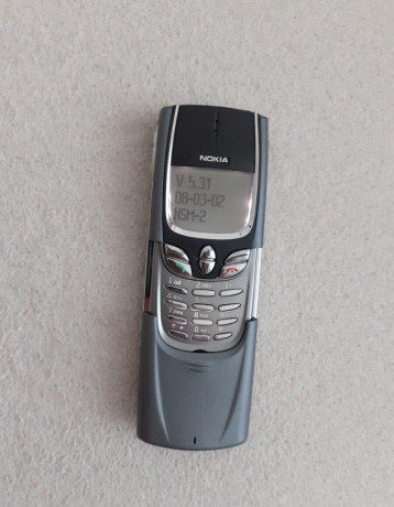 nokia-8850-big-4