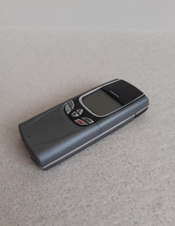 nokia-8850-big-0