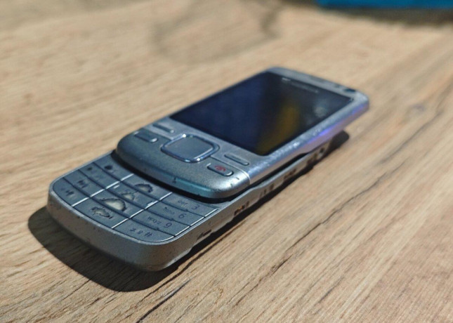 nefunkcna-nokia-6600i-slide-big-1
