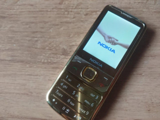 nokia-6700-zlata