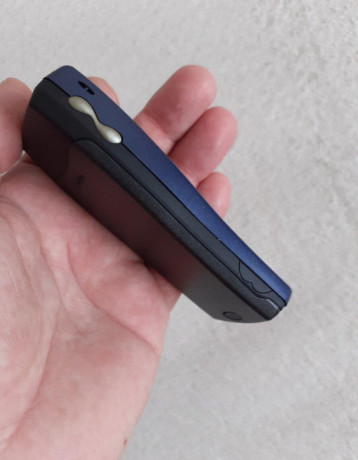nokia-8210-big-4