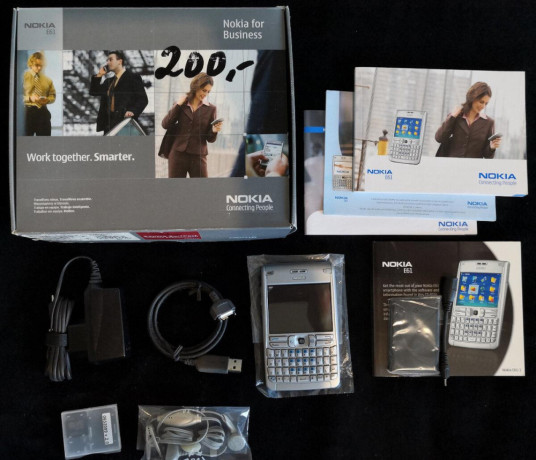 retro-nokia-e61-novy-ulozenka-komplet-prislusenstvo-big-0