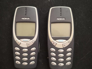 mam-na-predaj-dve-nokie-3310-su-funkcne