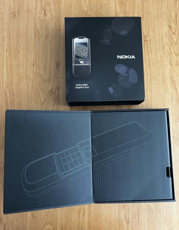 predam-krabicu-nokia-8800-sapphire-arte-big-1