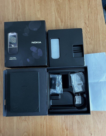 predam-krabicu-nokia-8800-sapphire-arte-big-4