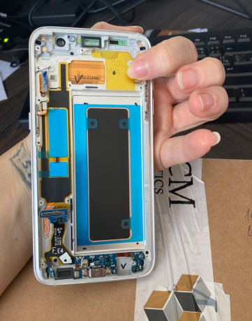 samsung-galaxy-s7-edge-display-big-2