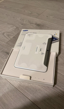 tablet-samsung-galaxy-note-101-big-1