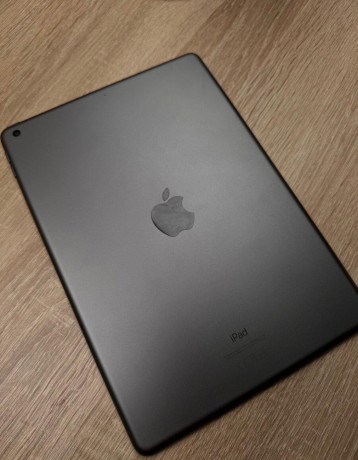 ipad-32gb-8th-generation-wi-fi-big-1