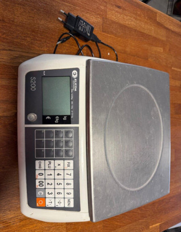 obchodna-vaha-elicom-s200-1530kg-biela-big-1