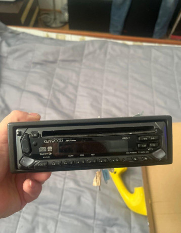 auto-radio-big-0