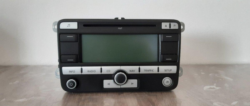 autoradio-rns300-volkswagen-big-0