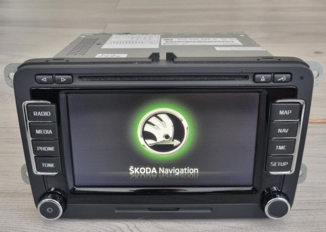 skoda-columbus-2014-rns510-navi-led-ssd-mapy-v17-2020-big-0