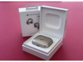 sluchadla-moto-buds-loop-pantone-oak-small-0