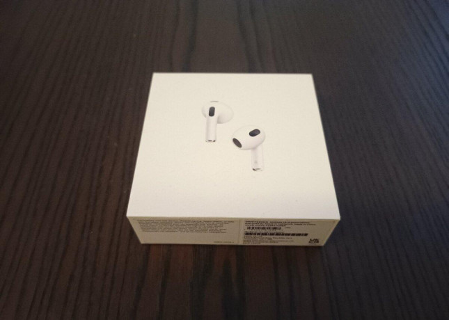 sluchadla-airpods-gen3-big-0