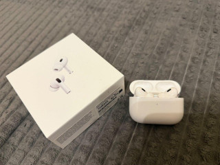 airpods-pro-3-v-zaruke-komplet-s-dokladom