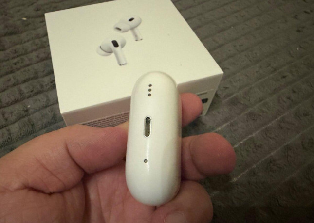 airpods-pro-3-v-zaruke-komplet-s-dokladom-big-4