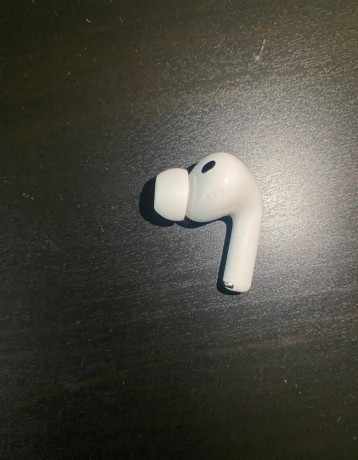 airpods-pro-3-prave-sluchadlo-big-0
