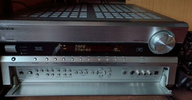 onkyo-tx-sr876-big-1