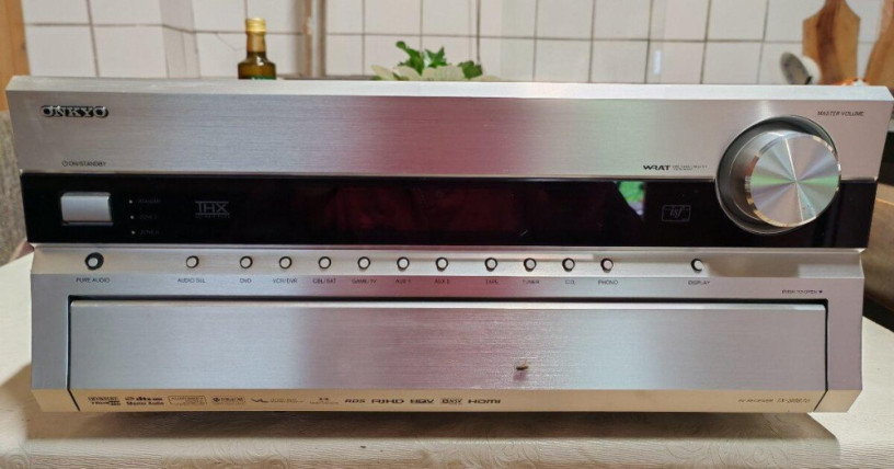 onkyo-tx-sr876-big-0