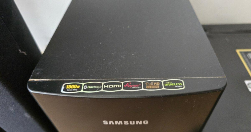 predam-1000w-domace-kino-samsung-ht-z310t-big-2