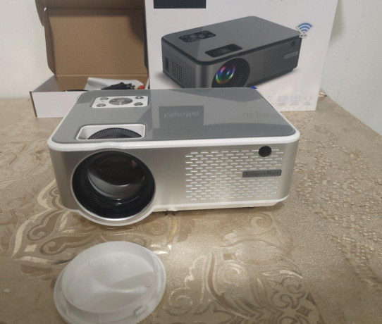 projektor-kruger-matz-s-wifi-a-bluetooth-big-0
