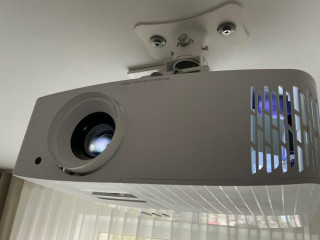4k-projektor-optoma-uhd30